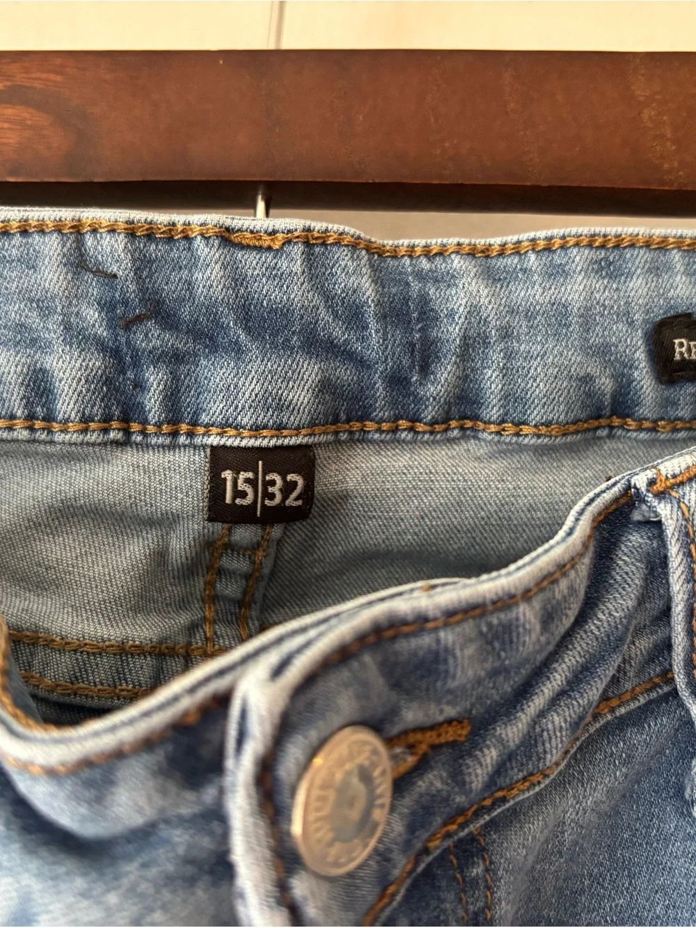 Judy Blue Light Blue Straight Leg Distressed Jeans